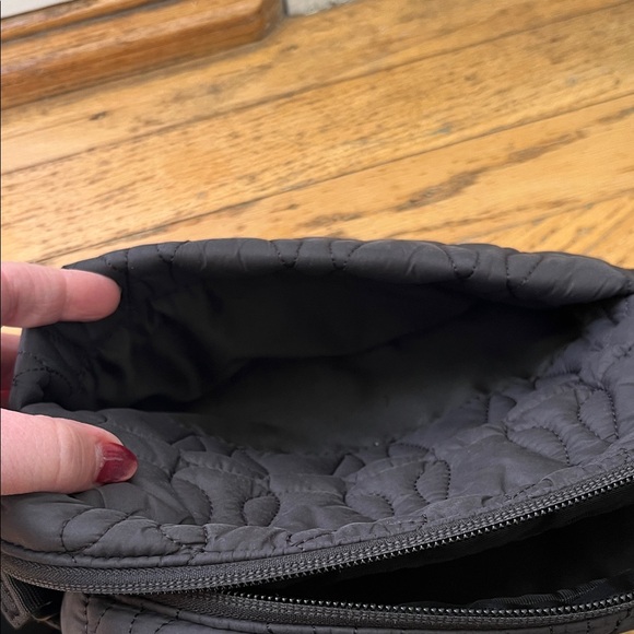 Lululemon Quilted Embrace Crossbody Bag - Picture 13 of 15